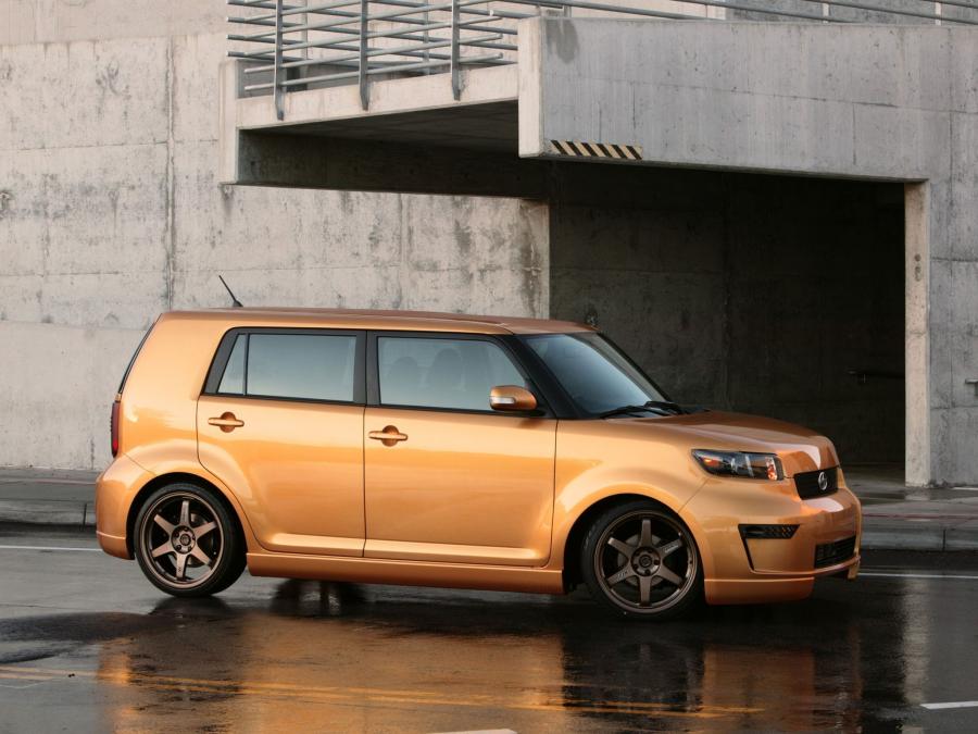  Scion xB by Five Axis 2008 года  (фото 3 из 5)
